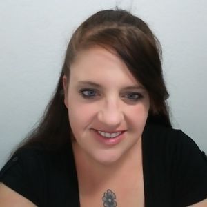 Meet your Posher, Laurie